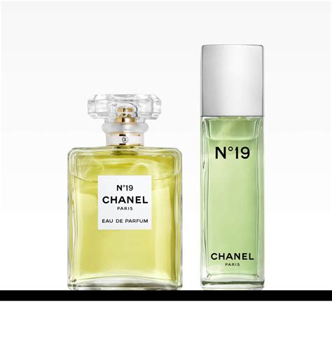 no 19 chanel paris|Chanel no 19.